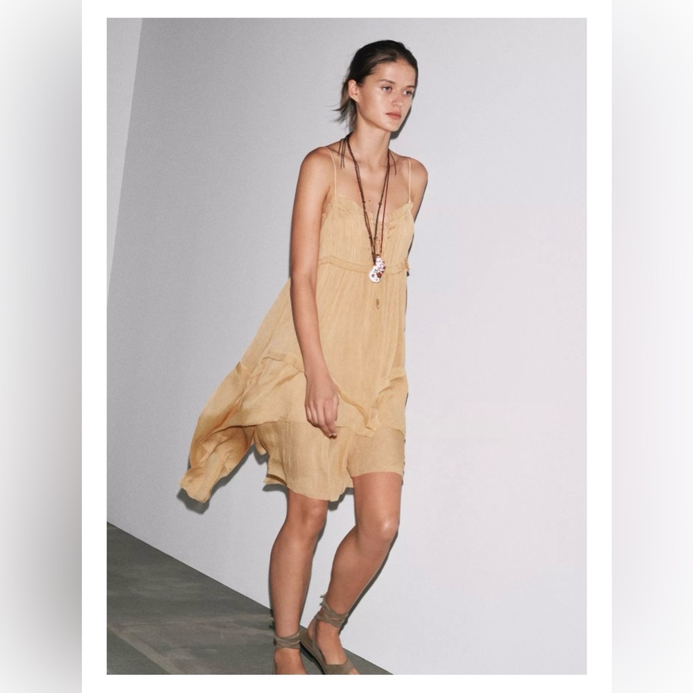 🔥NWT. ZW Collection Asymmetrical Ruffled Dress. Size M